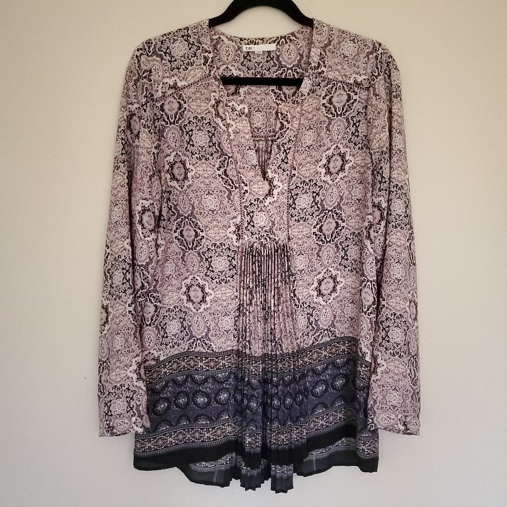 DR2 purple boho print pleated blouse L